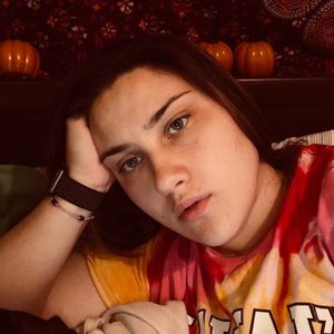 Meet your Posher, Allyson